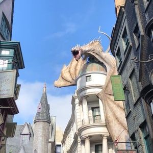 Meet your Posher, Aj